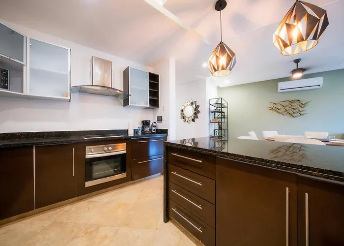Stylish 2Br Condo - Haab - Steps To Beach Apartamento *