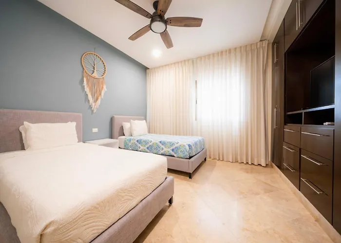 Stylish 2Br Condo - Haab - Steps To Beach Apartamento *